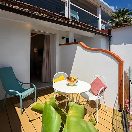 Garden 3* Ραβέλλο