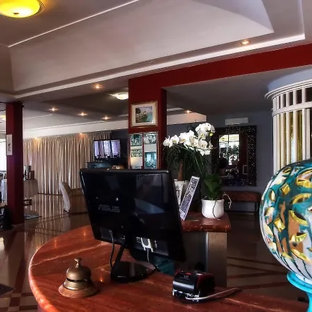 Ξενοδοχείο Garden 3*