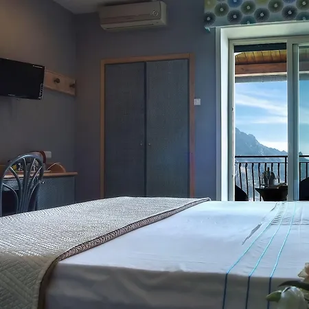 Ξενοδοχείο Garden 3*