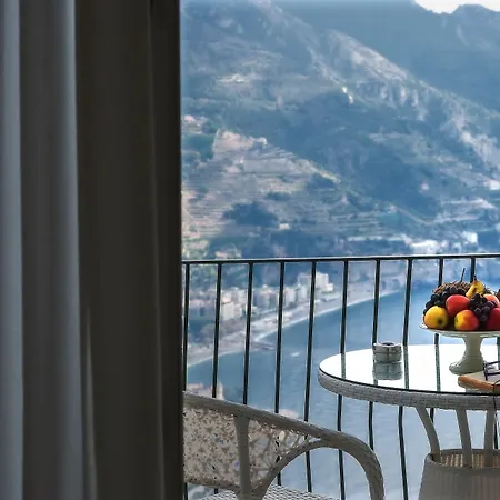 Garden Ξενοδοχείο Ραβέλλο