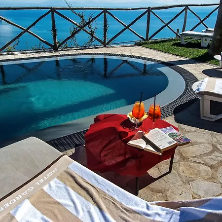 Garden Ξενοδοχείο Ραβέλλο