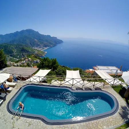 Garden Otel 3*