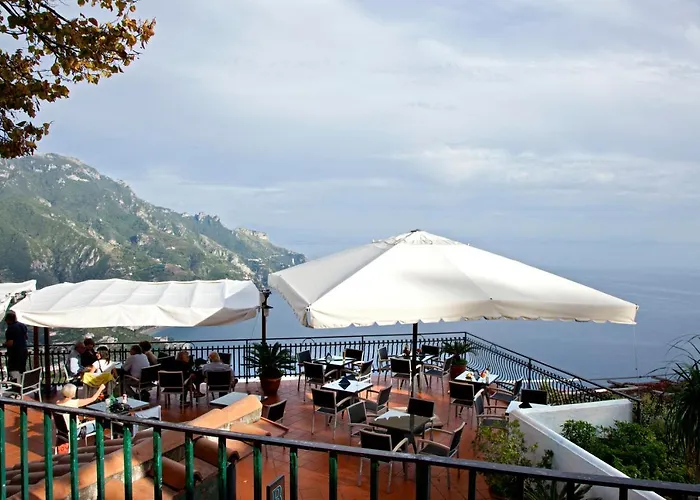 Garden Hotel 3*