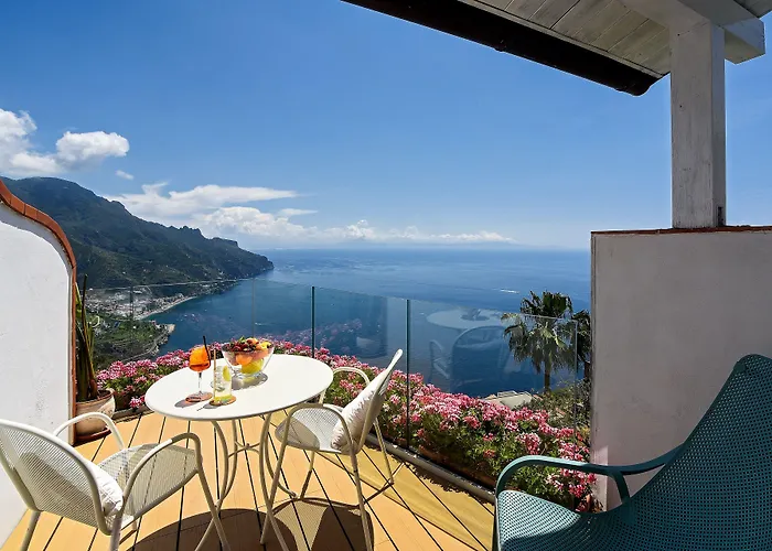Garden Hotel 3*
