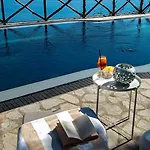 Garden فندق