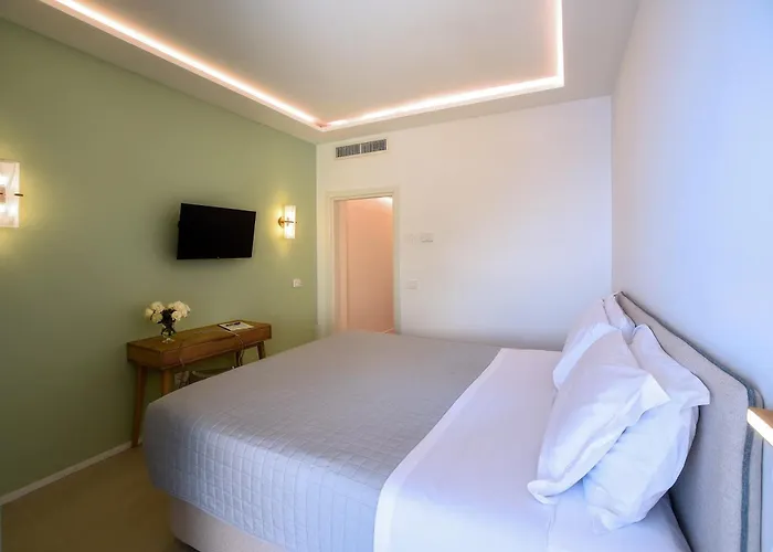 Garden Отель 3*