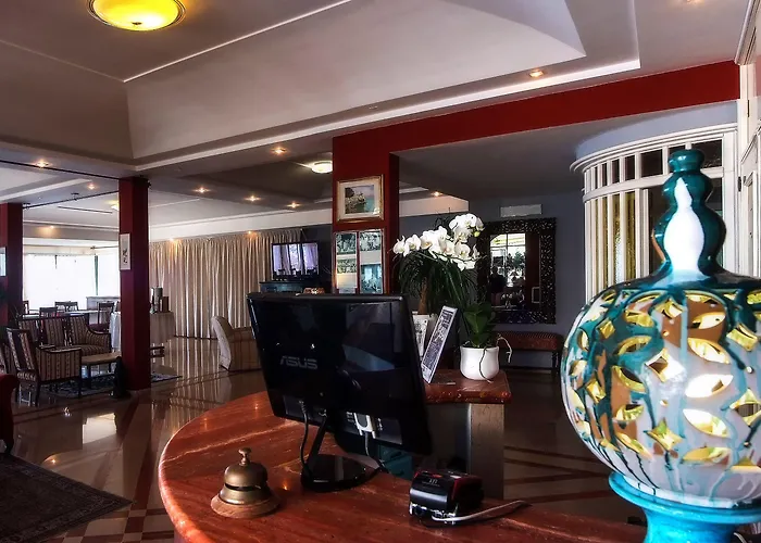 Отель Garden 3*