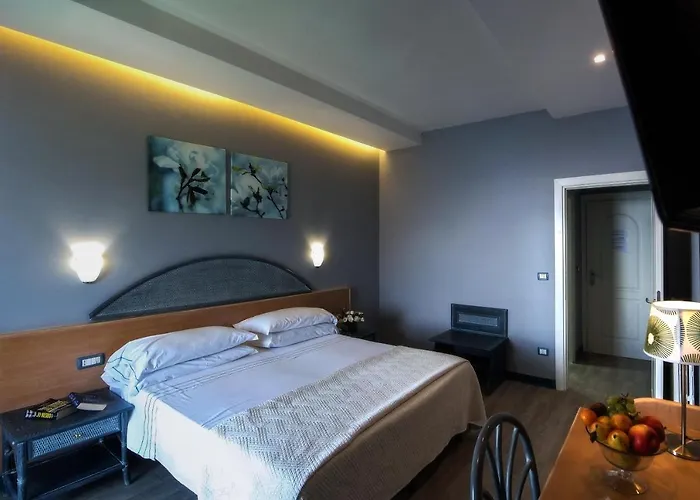 Garden Hotel 3*